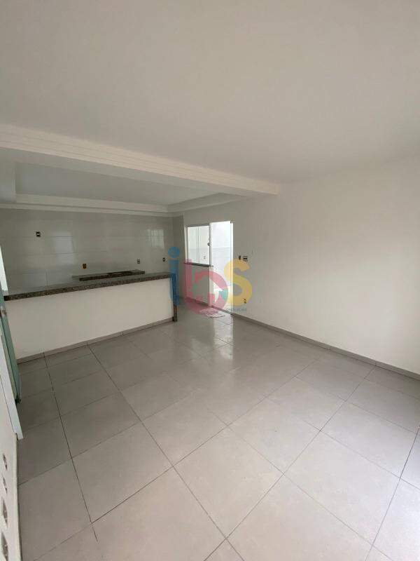 Casa à venda com 2 quartos, 150m² - Foto 6