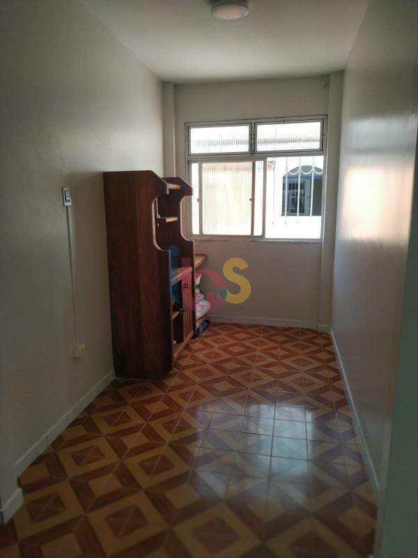 Casa para alugar com 5 quartos, 287m² - Foto 15