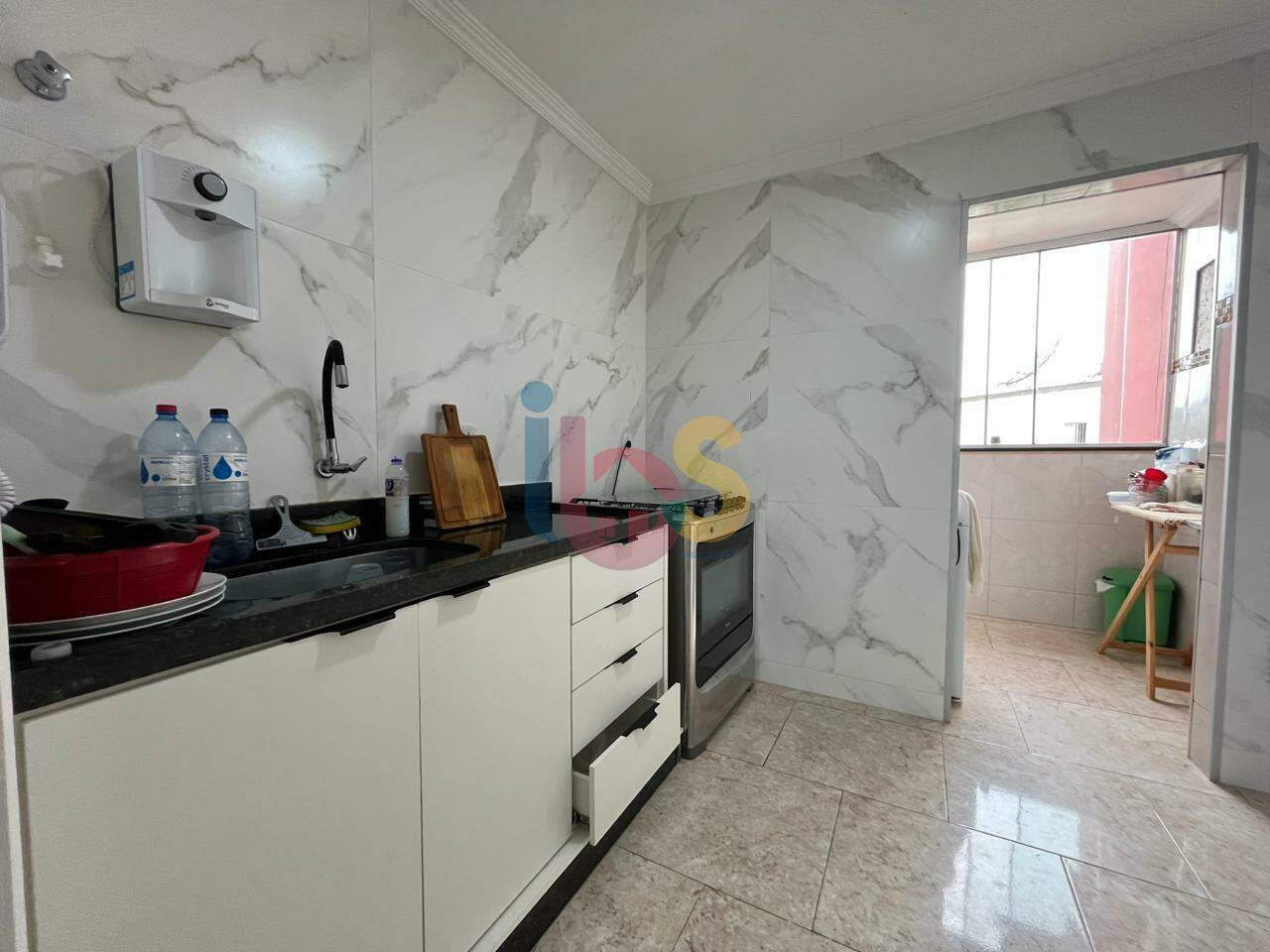 Apartamento à venda com 2 quartos, 100m² - Foto 10