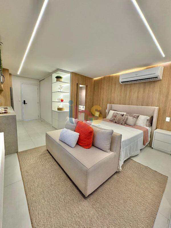 Apartamento à venda com 1 quarto, 32m² - Foto 8