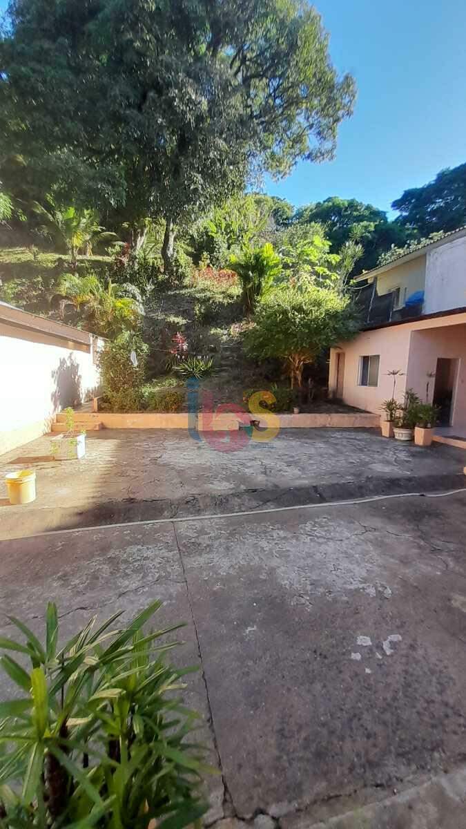 Casa para alugar com 6 quartos, 600m² - Foto 12