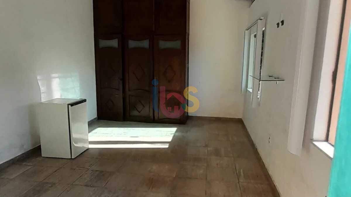 Casa para alugar com 6 quartos, 600m² - Foto 9