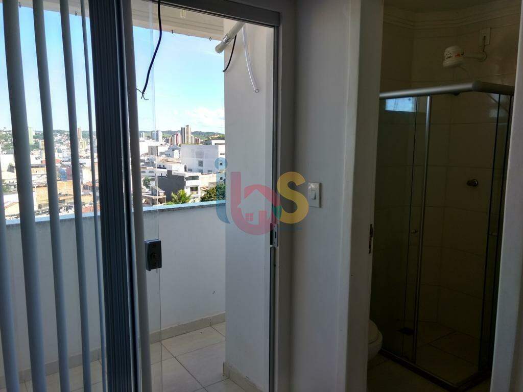 Apartamento à venda com 2 quartos, 130m² - Foto 11