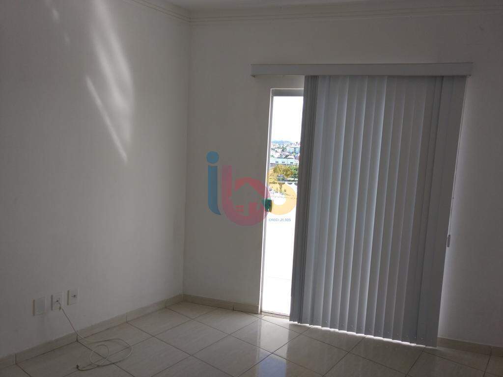 Apartamento à venda com 2 quartos, 130m² - Foto 7