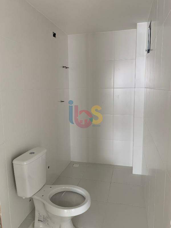 Apartamento à venda com 2 quartos, 81m² - Foto 9