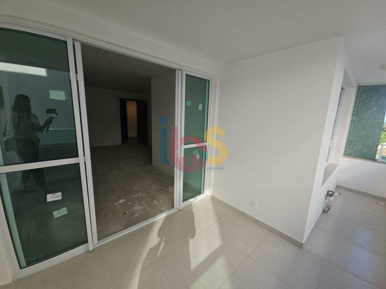 Apartamento à venda com 2 quartos, 81m² - Foto 17