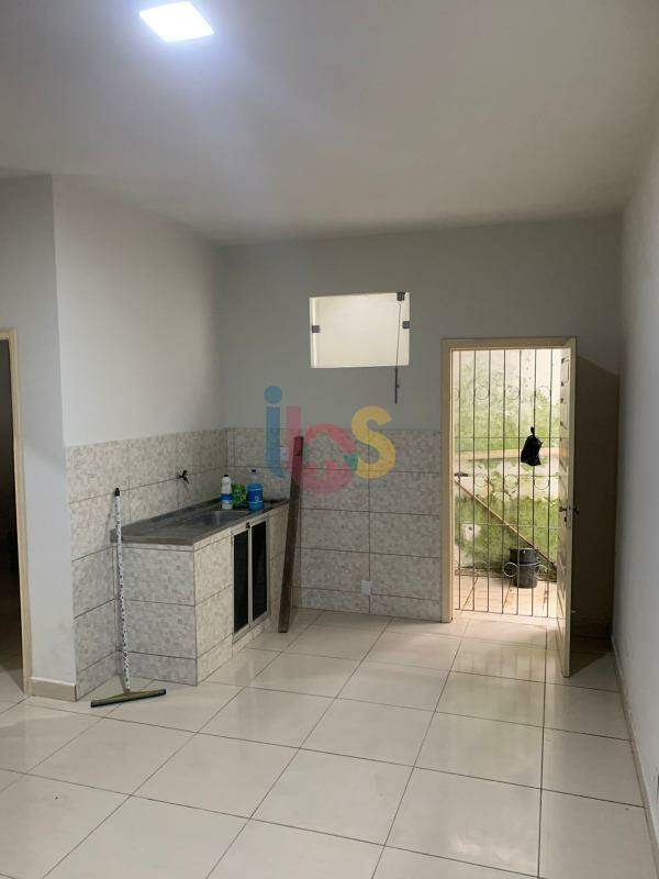 Casa à venda com 3 quartos, 150m² - Foto 8