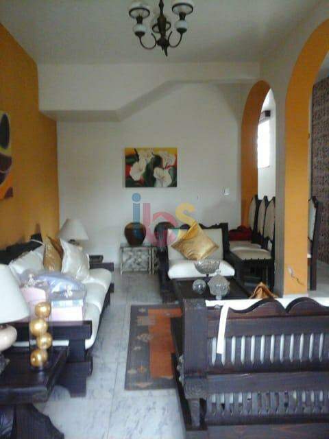 Casa, 3 quartos, 250 m² - Foto 1
