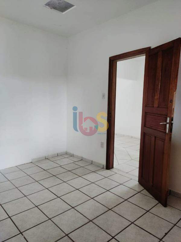 Casa à venda com 3 quartos, 120m² - Foto 13