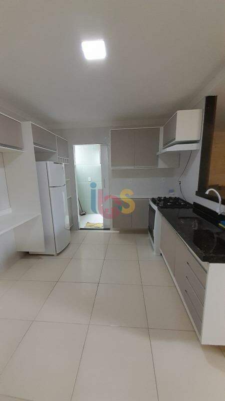 Apartamento à venda com 6 quartos, 233m² - Foto 15