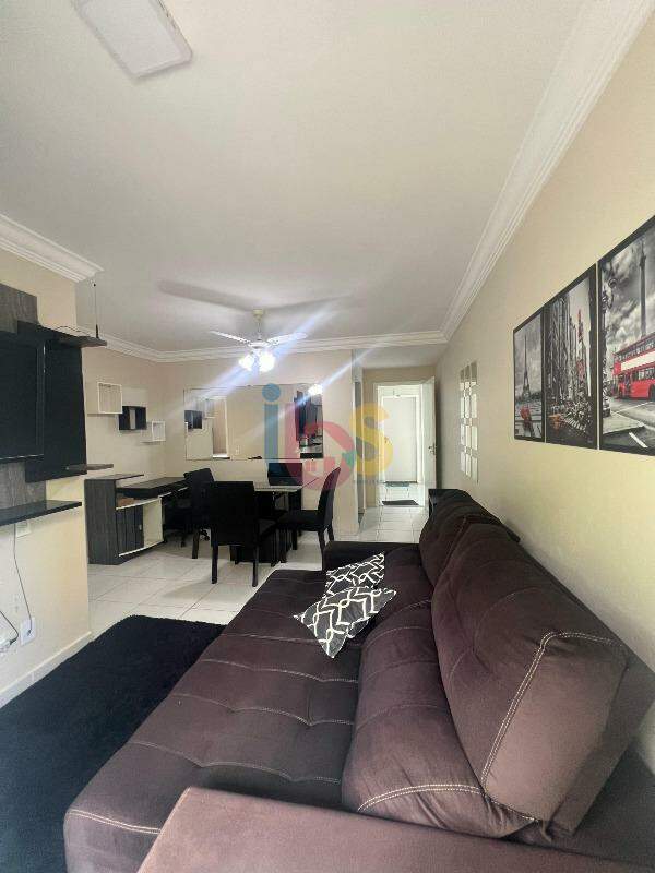 Apartamento à venda com 2 quartos, 60m² - Foto 2