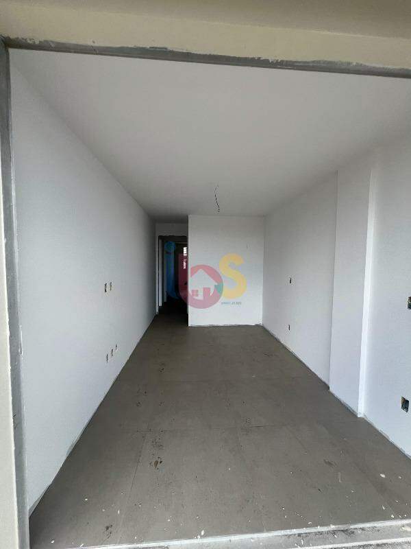 Apartamento à venda com 2 quartos, 107m² - Foto 10