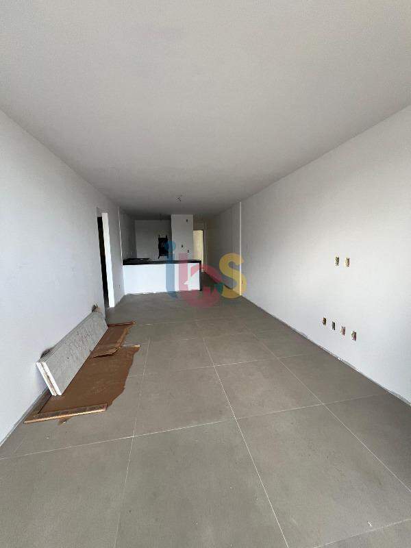 Apartamento à venda com 2 quartos, 107m² - Foto 12