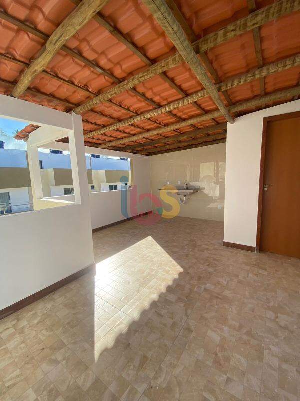 Casa à venda com 2 quartos, 120m² - Foto 12