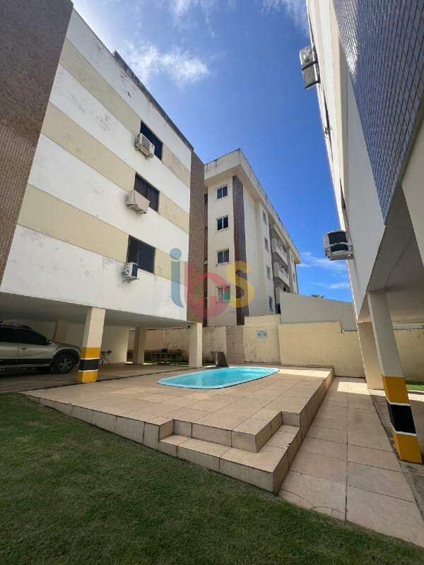 Apartamento à venda com 2 quartos, 80m² - Foto 1