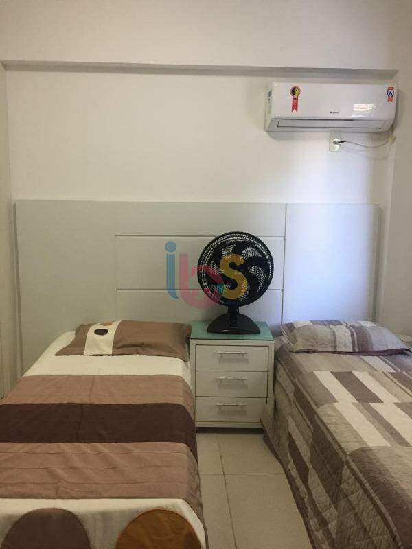 Apartamento para alugar com 2 quartos, 65m² - Foto 11