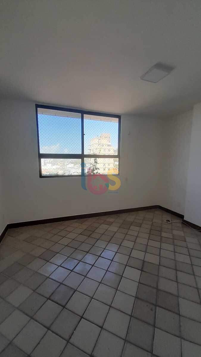 Apartamento para alugar com 4 quartos, 200m² - Foto 6