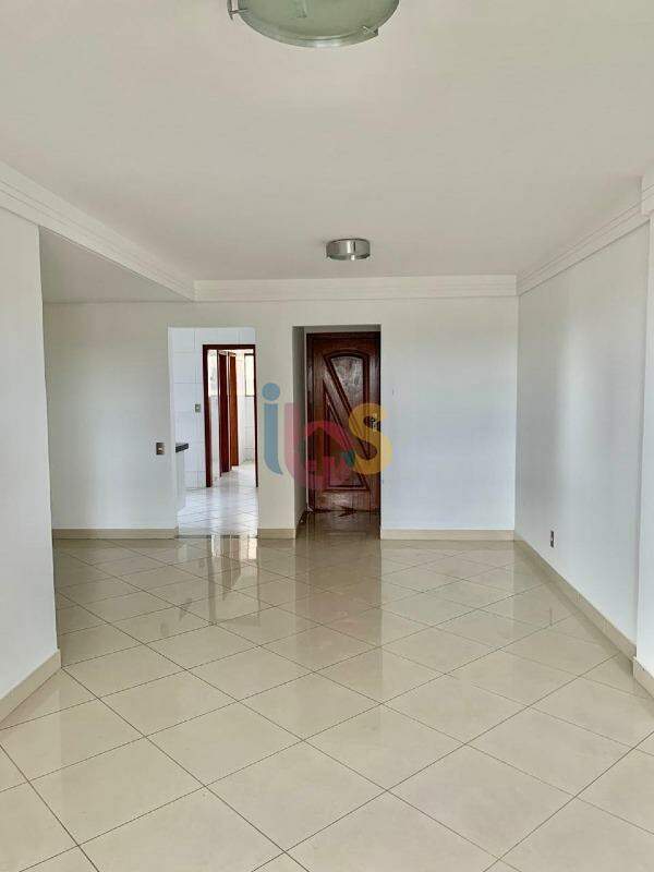 Apartamento à venda com 4 quartos, 168m² - Foto 1