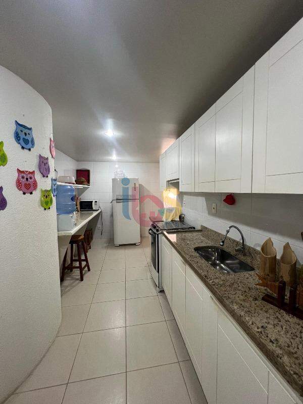 Cobertura à venda com 3 quartos, 208m² - Foto 11