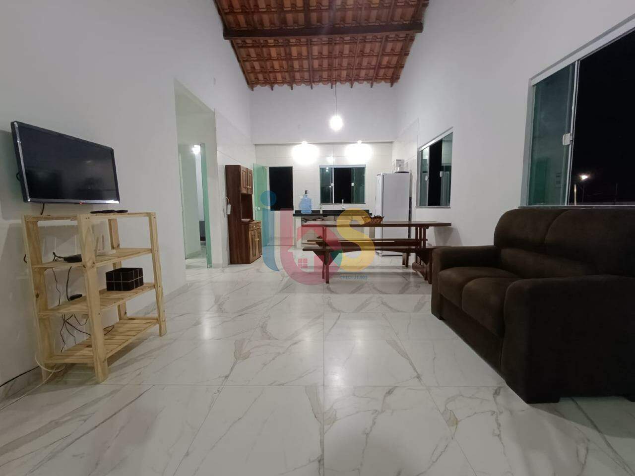 Casa à venda com 6 quartos, 85m² - Foto 11