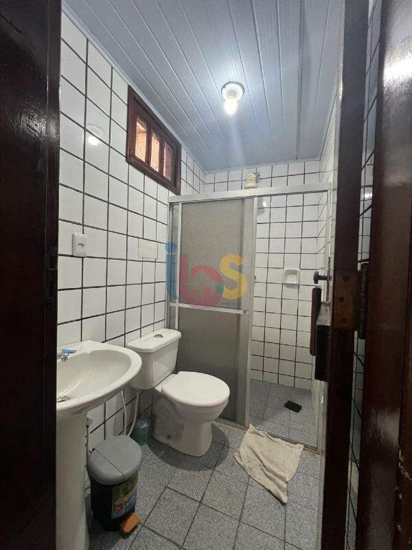 Casa à venda com 3 quartos, 100m² - Foto 15