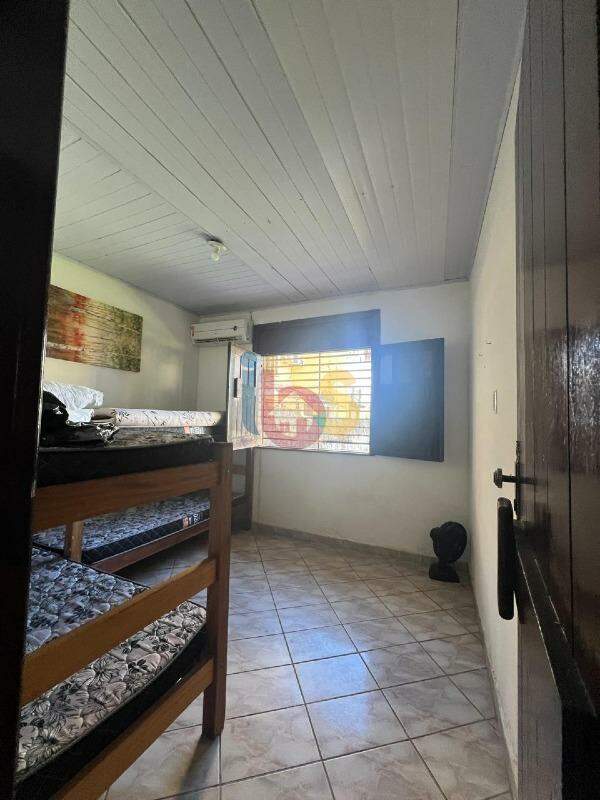 Casa à venda com 3 quartos, 100m² - Foto 16