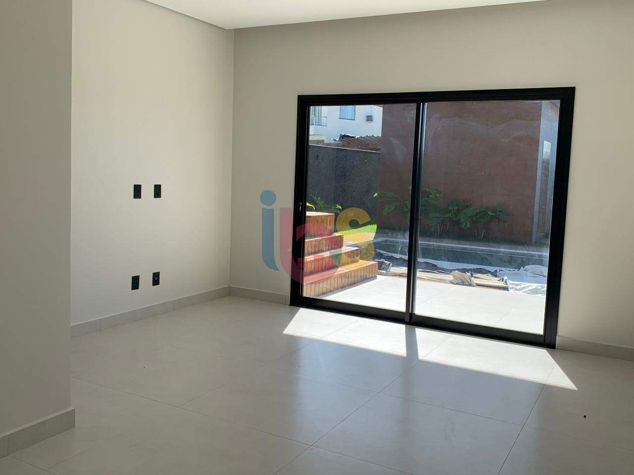 Casa à venda com 4 quartos, 284m² - Foto 12