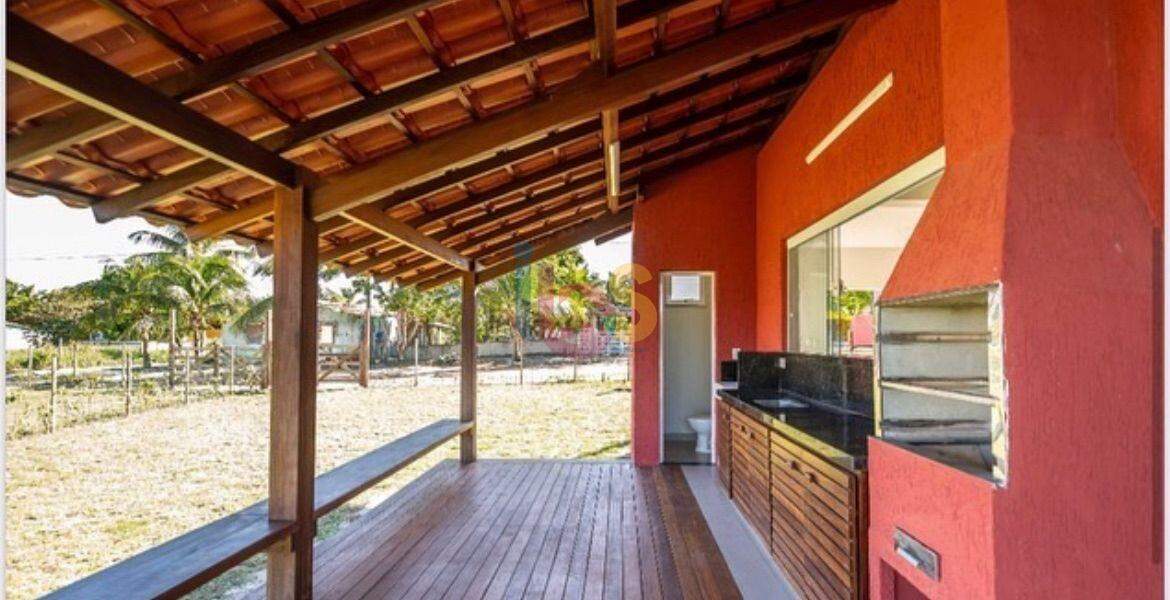 Casa à venda com 2 quartos, 101m² - Foto 4