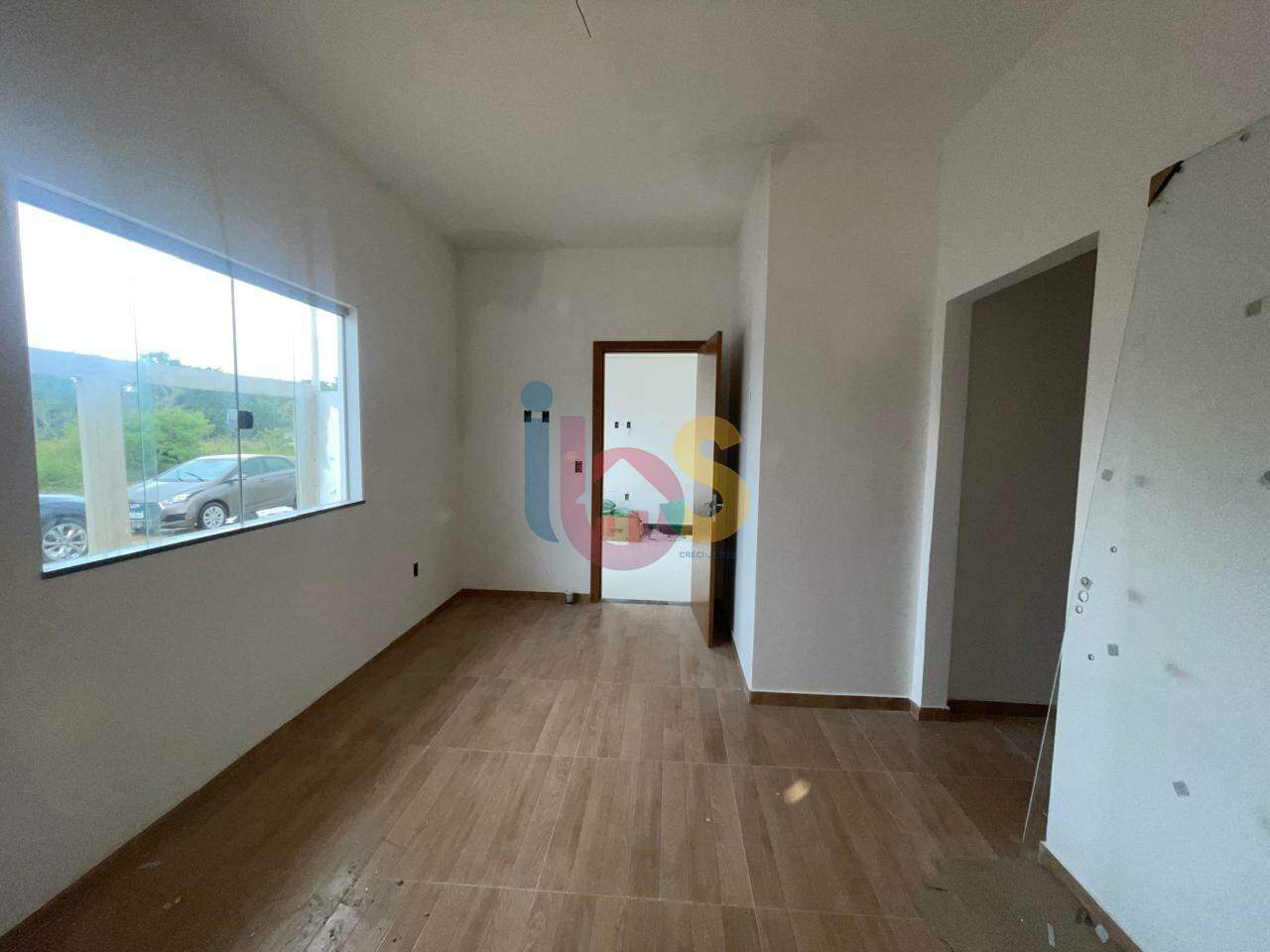 Casa à venda com 3 quartos, 92m² - Foto 4