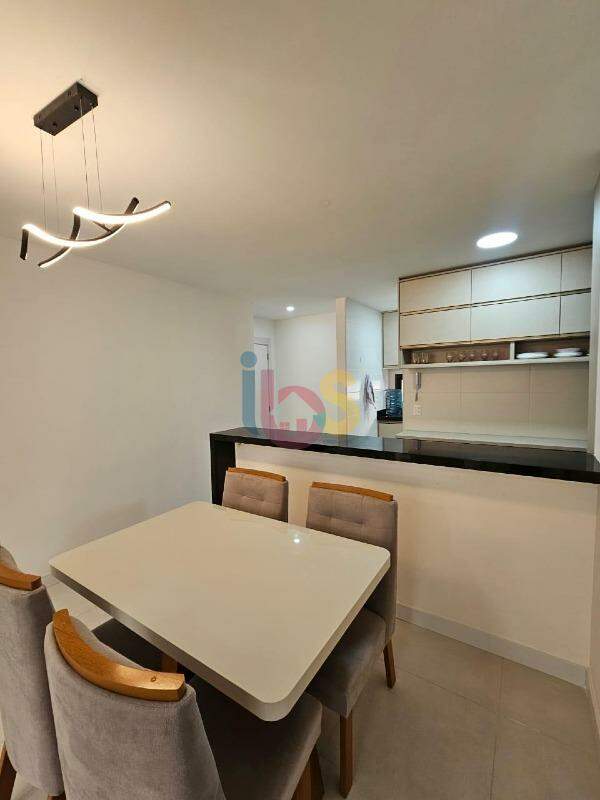 Apartamento para alugar com 3 quartos, 99m² - Foto 9