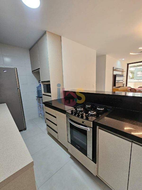 Apartamento para alugar com 3 quartos, 99m² - Foto 13