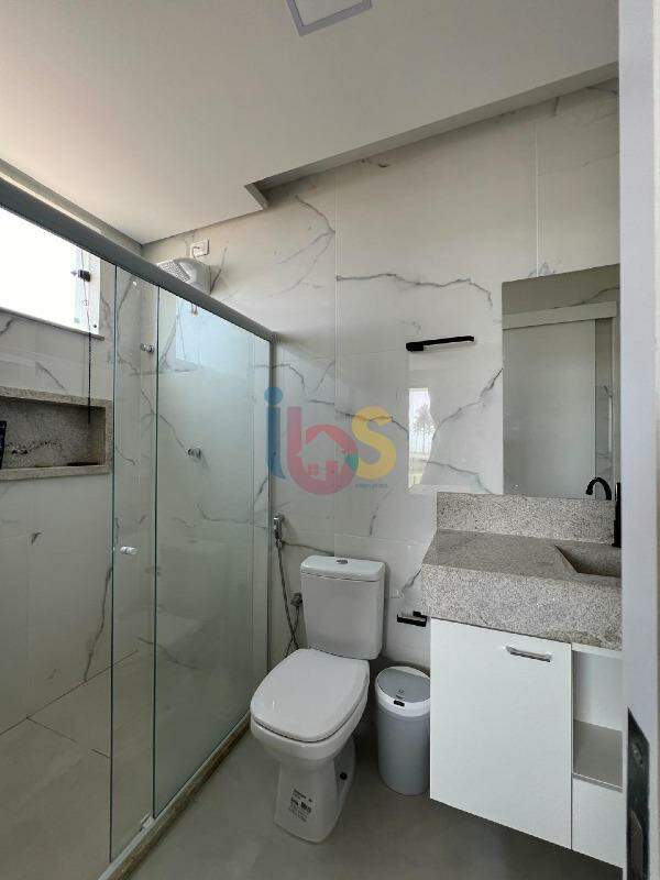 Casa para alugar com 4 quartos, 190m² - Foto 13