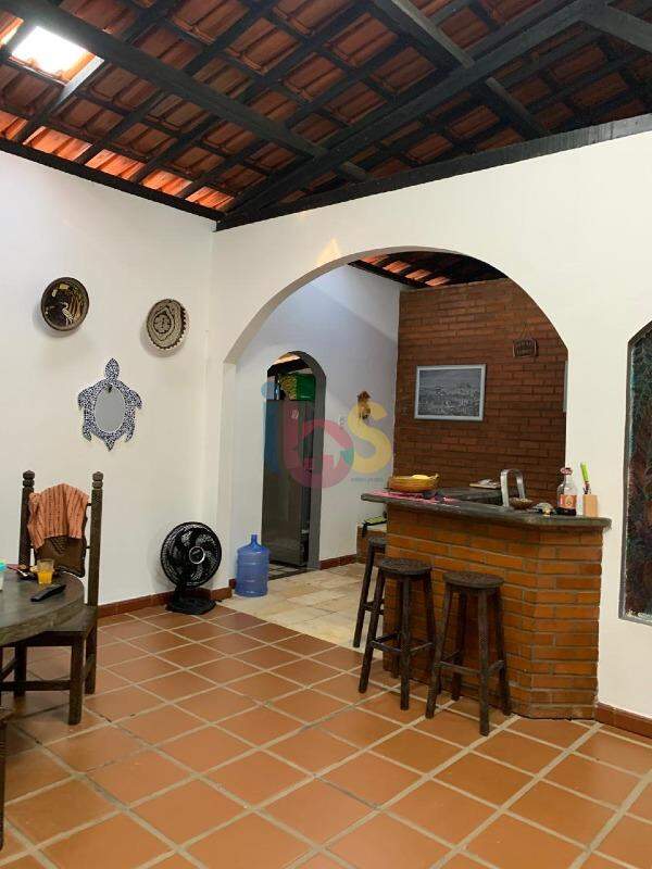 Casa à venda com 5 quartos, 220m² - Foto 19