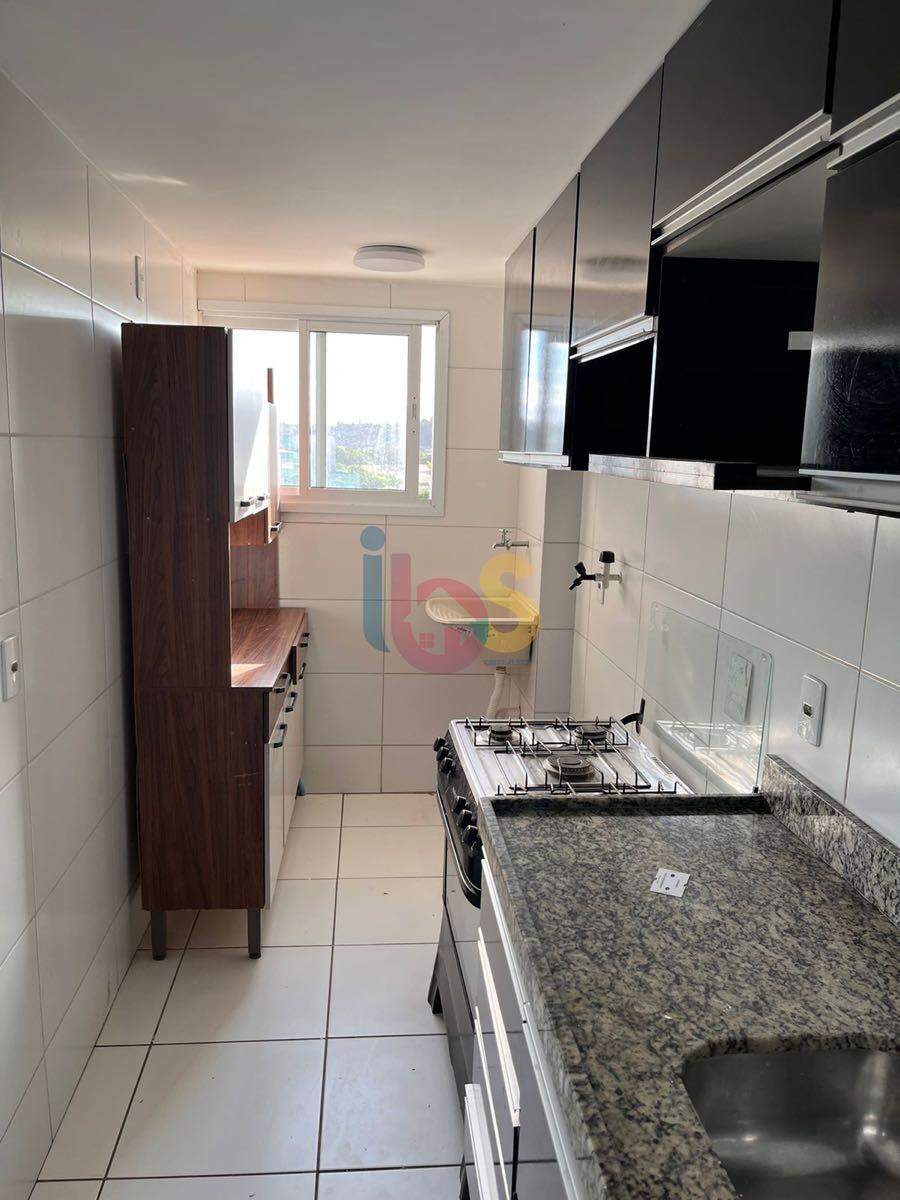 Apartamento para alugar com 2 quartos, 70m² - Foto 12