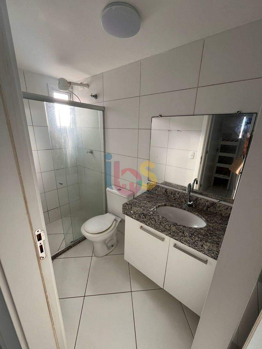 Apartamento para alugar com 2 quartos, 70m² - Foto 8