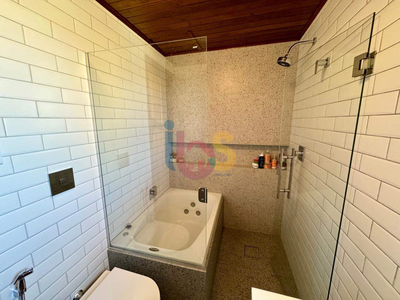 Apartamento à venda com 4 quartos, 200m² - Foto 16