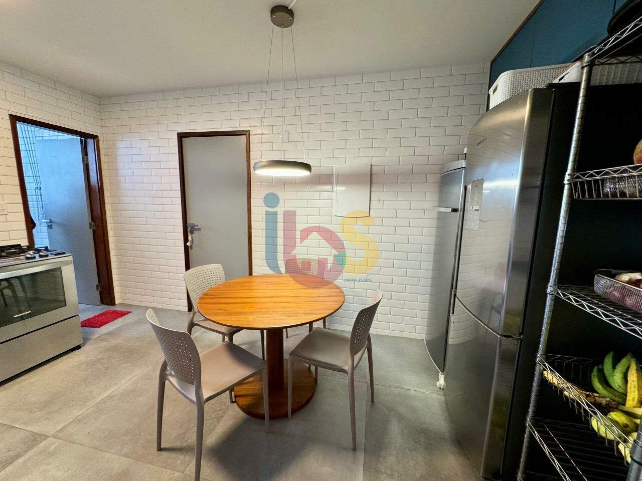 Apartamento à venda com 4 quartos, 200m² - Foto 6