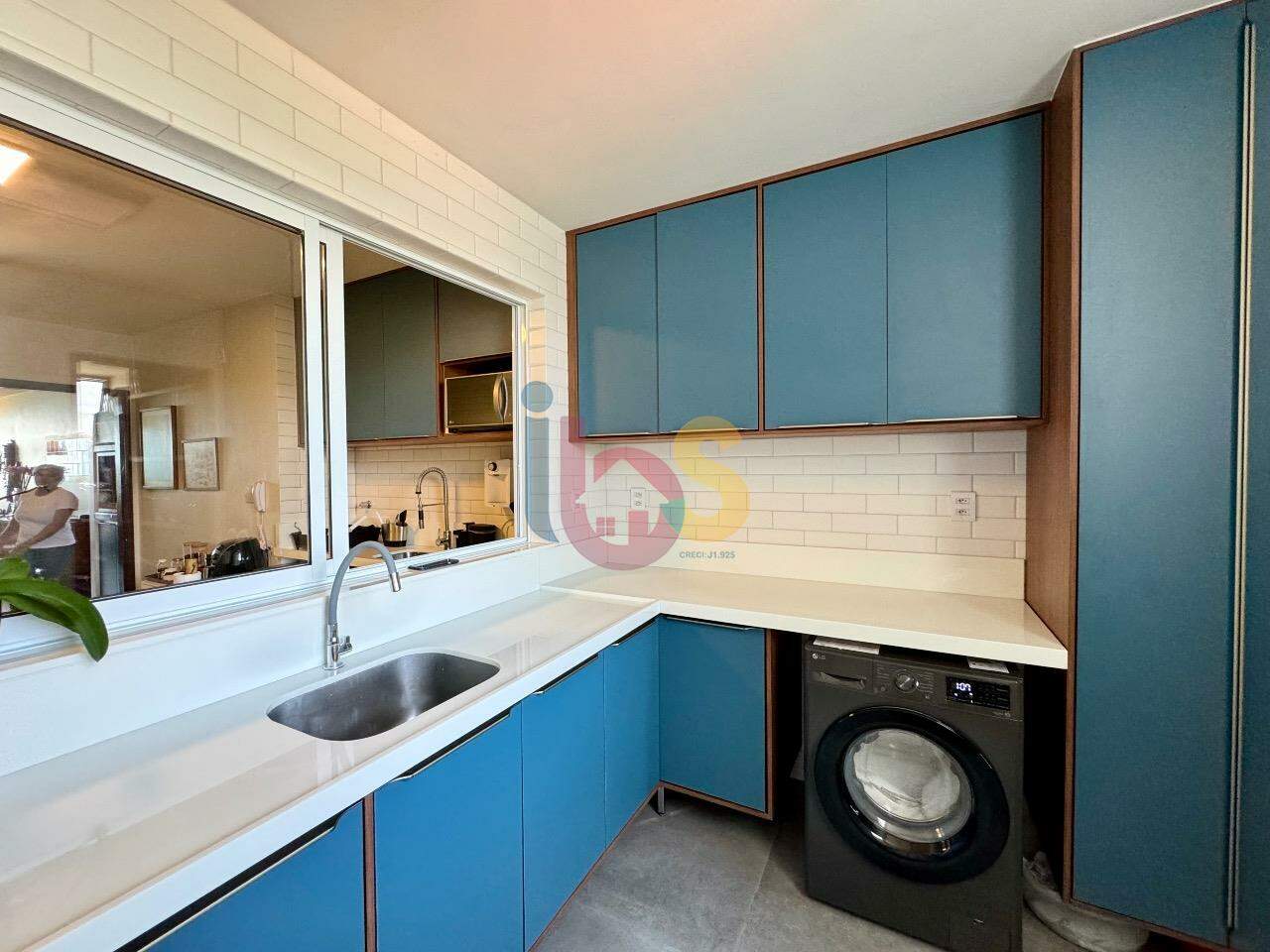 Apartamento à venda com 4 quartos, 200m² - Foto 8