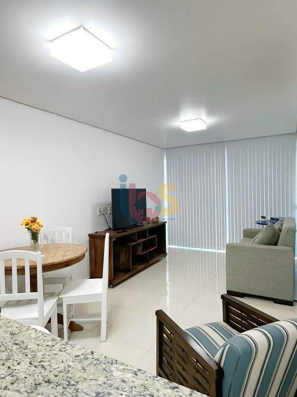 Apartamento para alugar com 2 quartos, 90m² - Foto 4