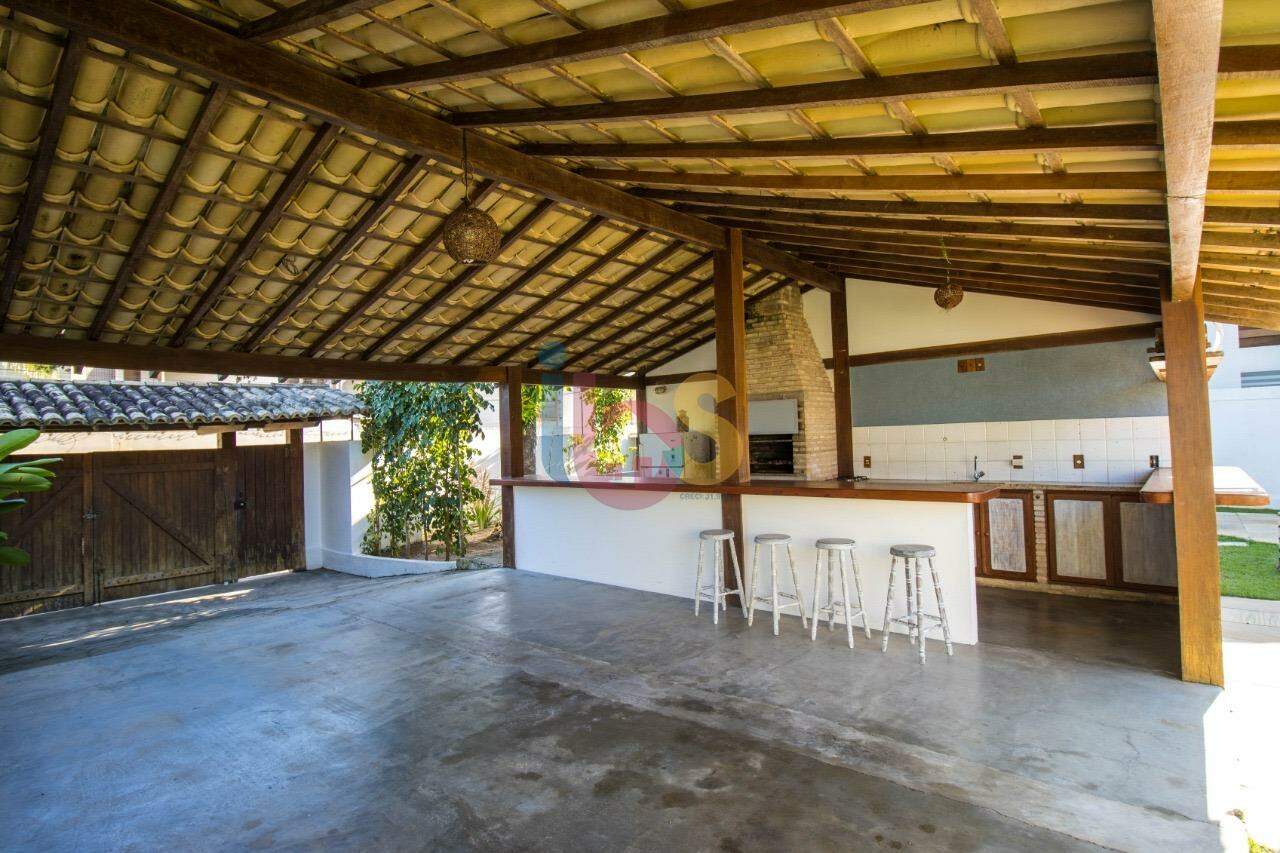 Casa à venda com 4 quartos, 370m² - Foto 30