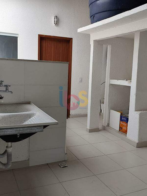 Casa à venda com 5 quartos, 260m² - Foto 9