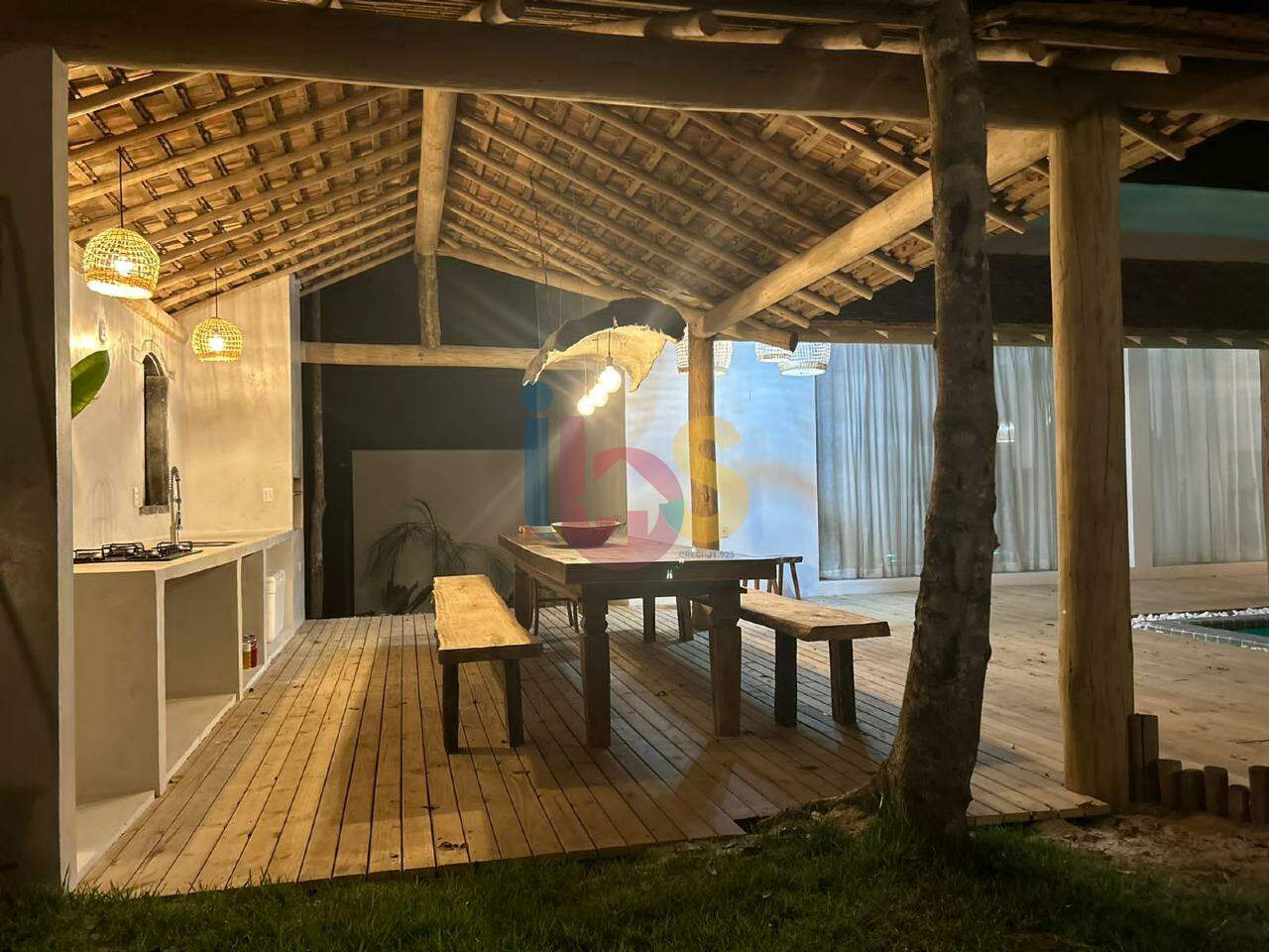 Casa à venda com 2 quartos, 220m² - Foto 12