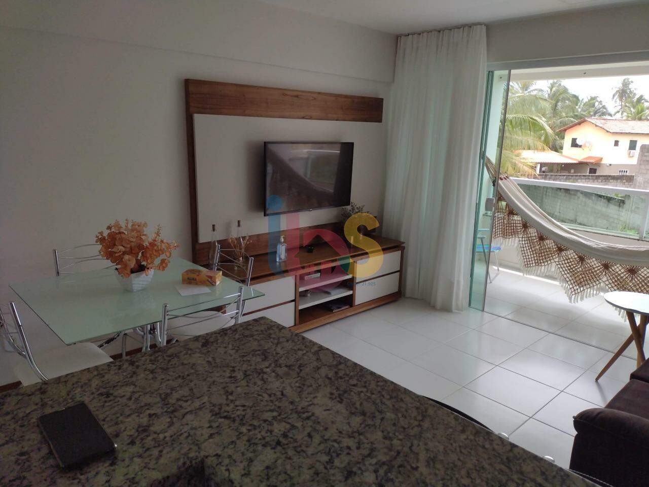 Apartamento à venda com 2 quartos, 61m² - Foto 4