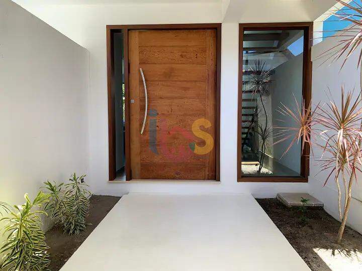 Casa para alugar com 4 quartos, 100m² - Foto 2