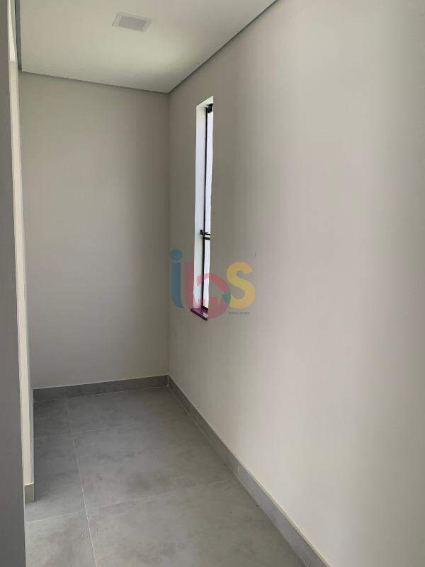 Casa à venda com 3 quartos, 180m² - Foto 16