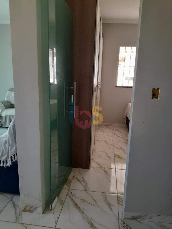 Casa à venda com 6 quartos, 250m² - Foto 5