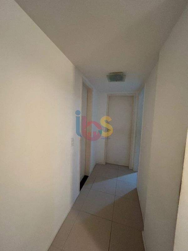 Apartamento à venda com 2 quartos, 78m² - Foto 9