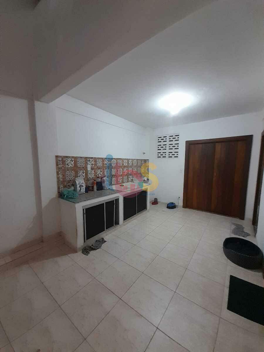 Casa à venda com 6 quartos, 550m² - Foto 15