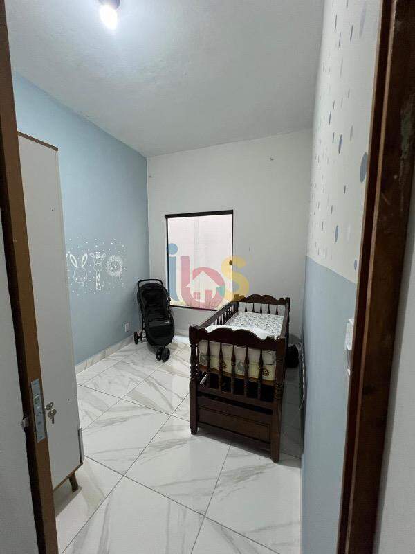 Casa à venda com 3 quartos, 182m² - Foto 2