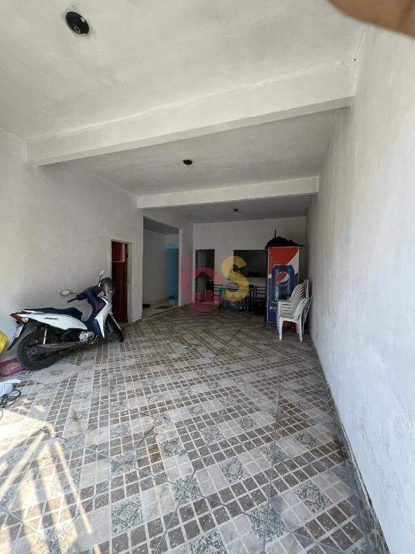 Casa à venda com 3 quartos, 182m² - Foto 7